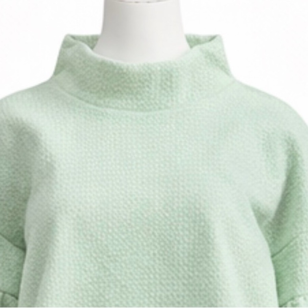 Elegant Mint Green Women's Top